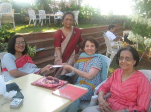 Club member Farida & membersof SI North Bombay