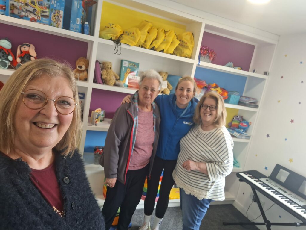 A Visit to 'Jak's Den'