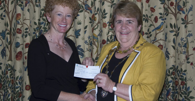 Chq presentation to Shelter Box