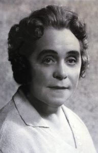 portrait photograph of Agnes Duncan MBE