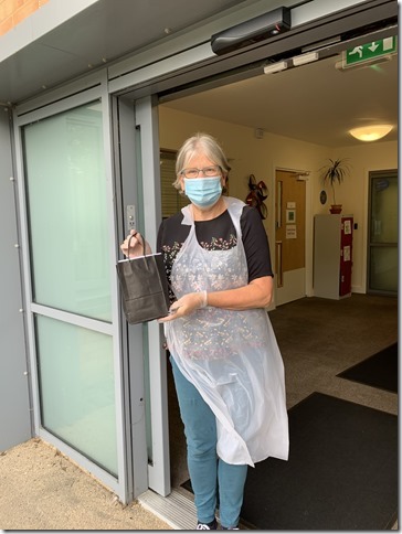 HANDCREAM DELIVERIES 1