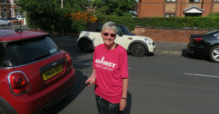 Berni setting off on Bra Bank delivery