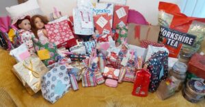 Christmas Gifts for Women's Refuge 2023