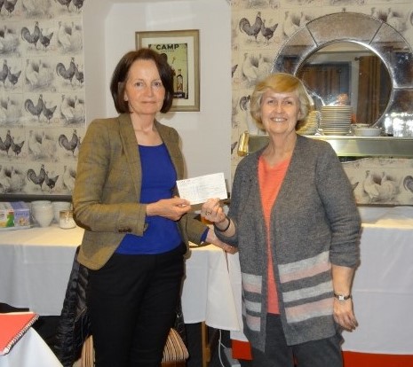 Swindon donate £100 to Save The Children